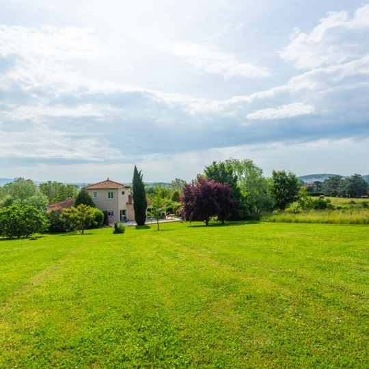  FRANCHEVILLE IMMOBILIER : House | FLEURIEUX-SUR-L'ARBRESLE (69210) | 134 m2 | 795 000 € 